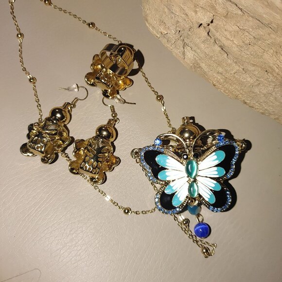 Perfume Butterfly Statement Jewelry Set Necklace Earring Ring Enamel Detailing - Picture 4 of 11
